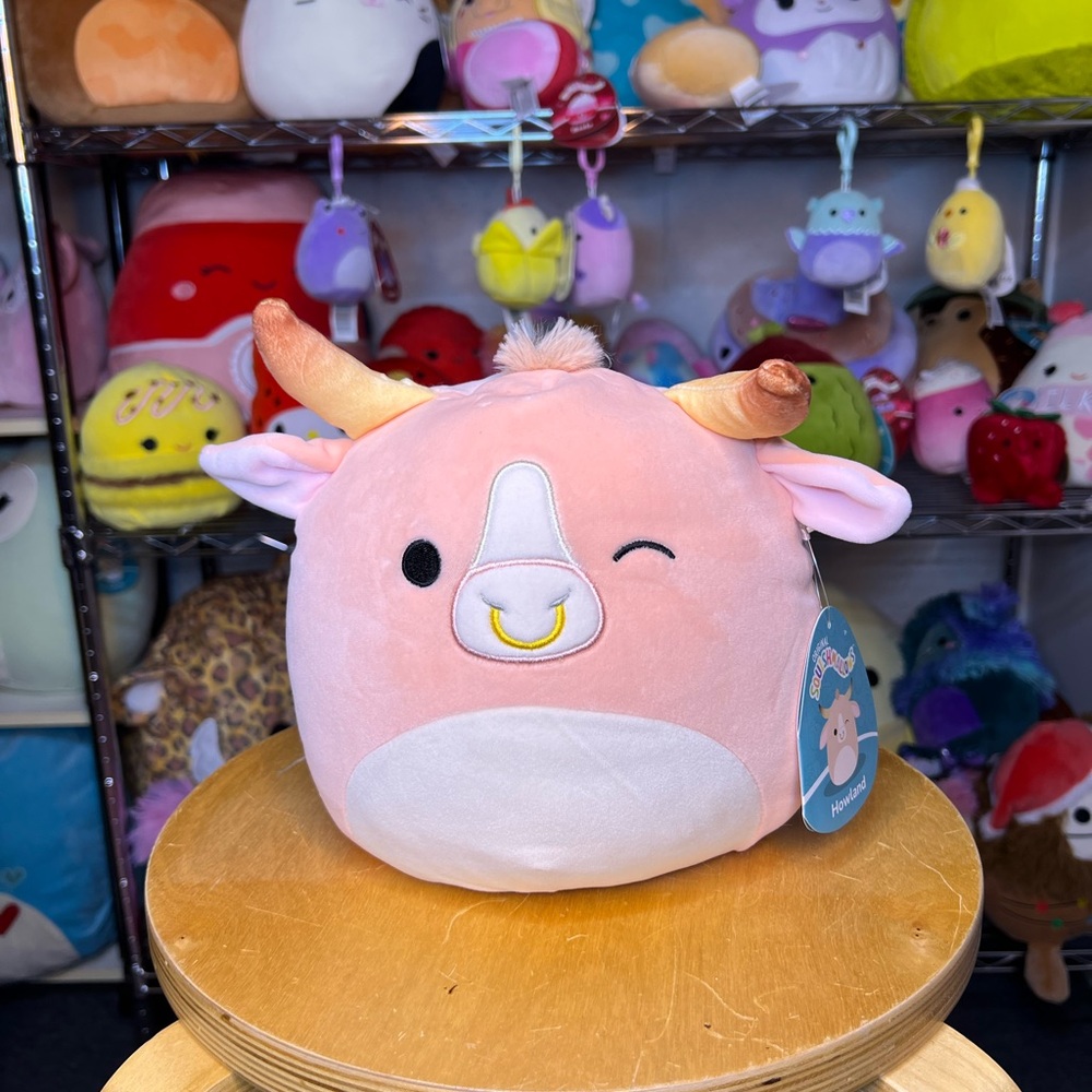 Squishmallows Howland the Bull 🐂
